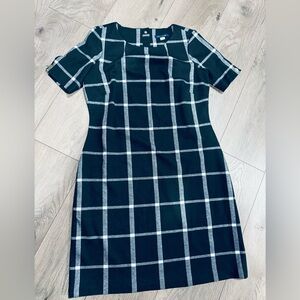 Women’s size 10 dress black and white